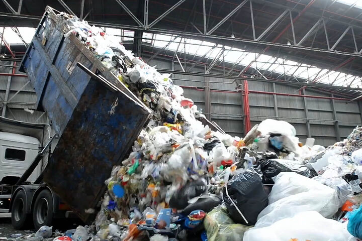 FABRIQUÉE EN EUROPE<br>
CONÇUE POUR DURER 