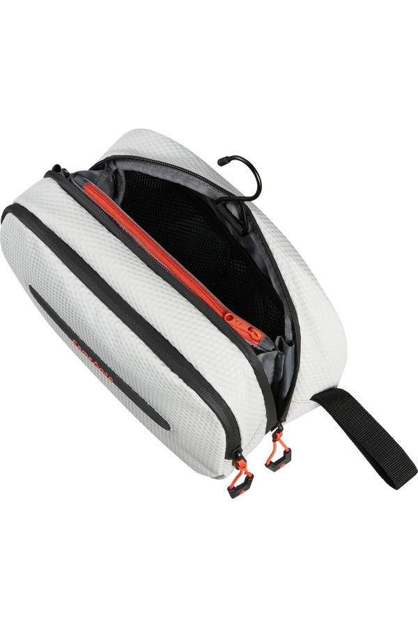 Samsonite Ecodiver Toilet Kit  Cloud White